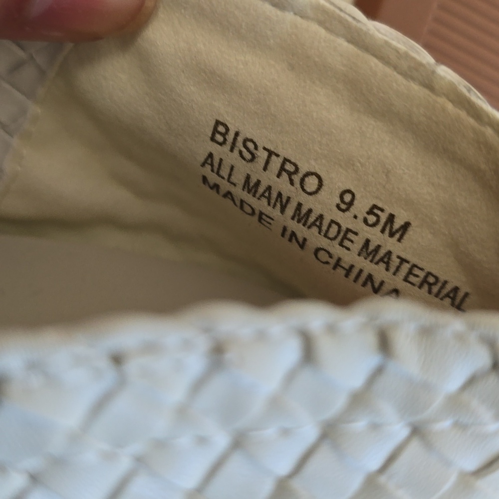 NWT House Of Harlow 1960 Bistro Off White Strap Buckle Ballet Flats Size 9.5 - Picture 12 of 13